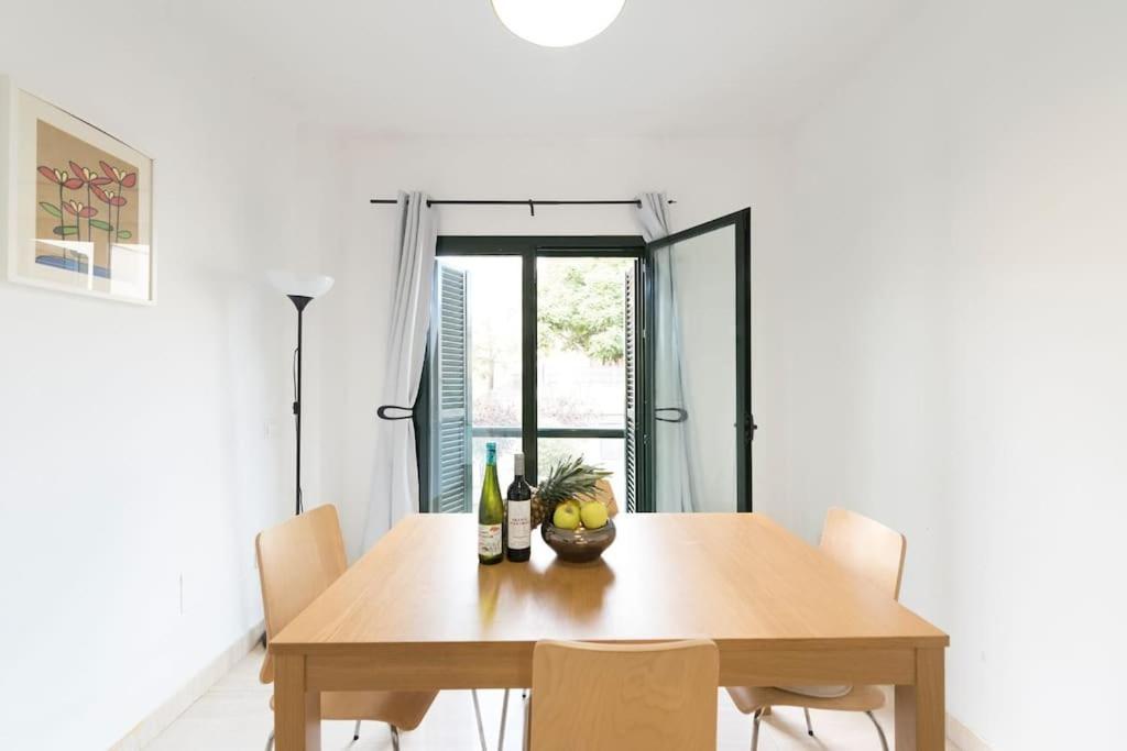 Center 2 Bedroom Modern Apartment